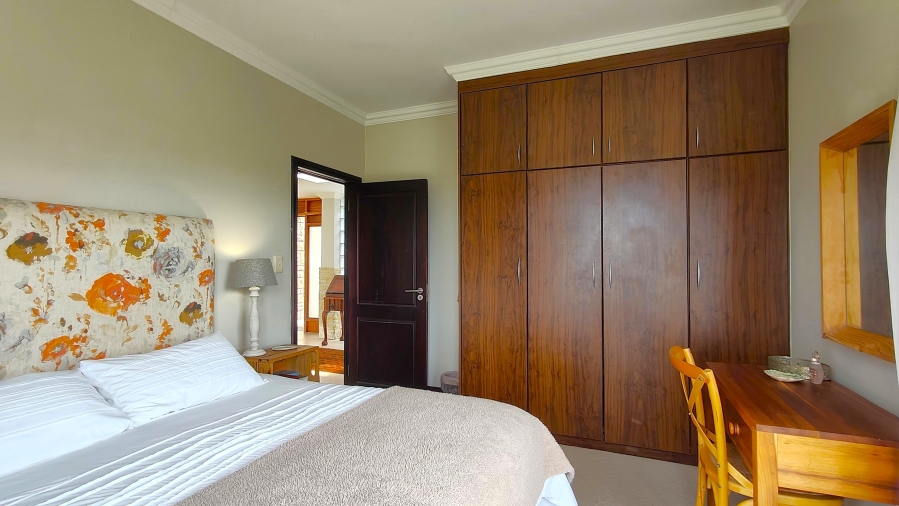 5 Bedroom Property for Sale in Num Num Cape Estate Western Cape